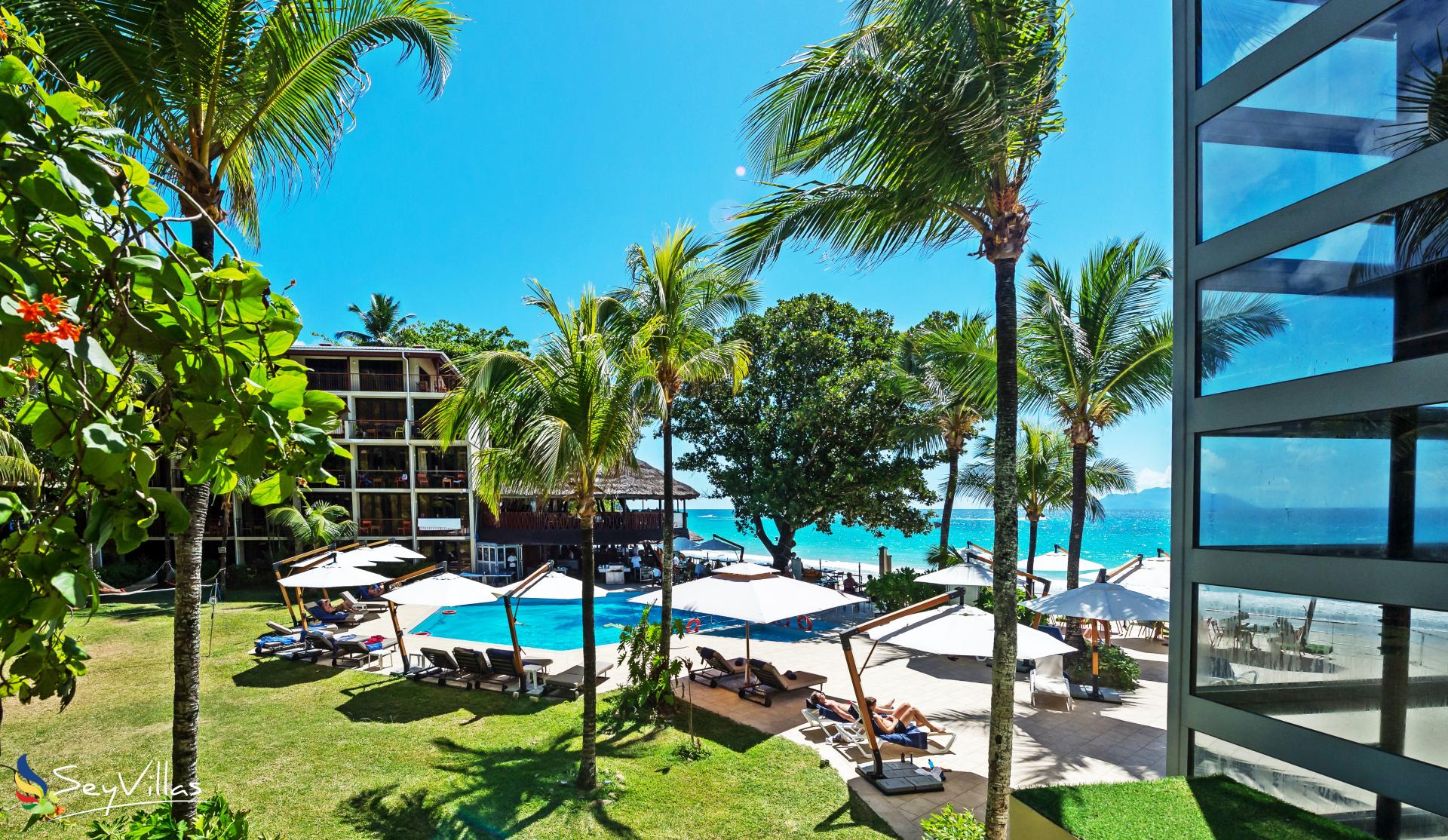 hotel-coral-strand-on-mah-seychelles-seyvillas